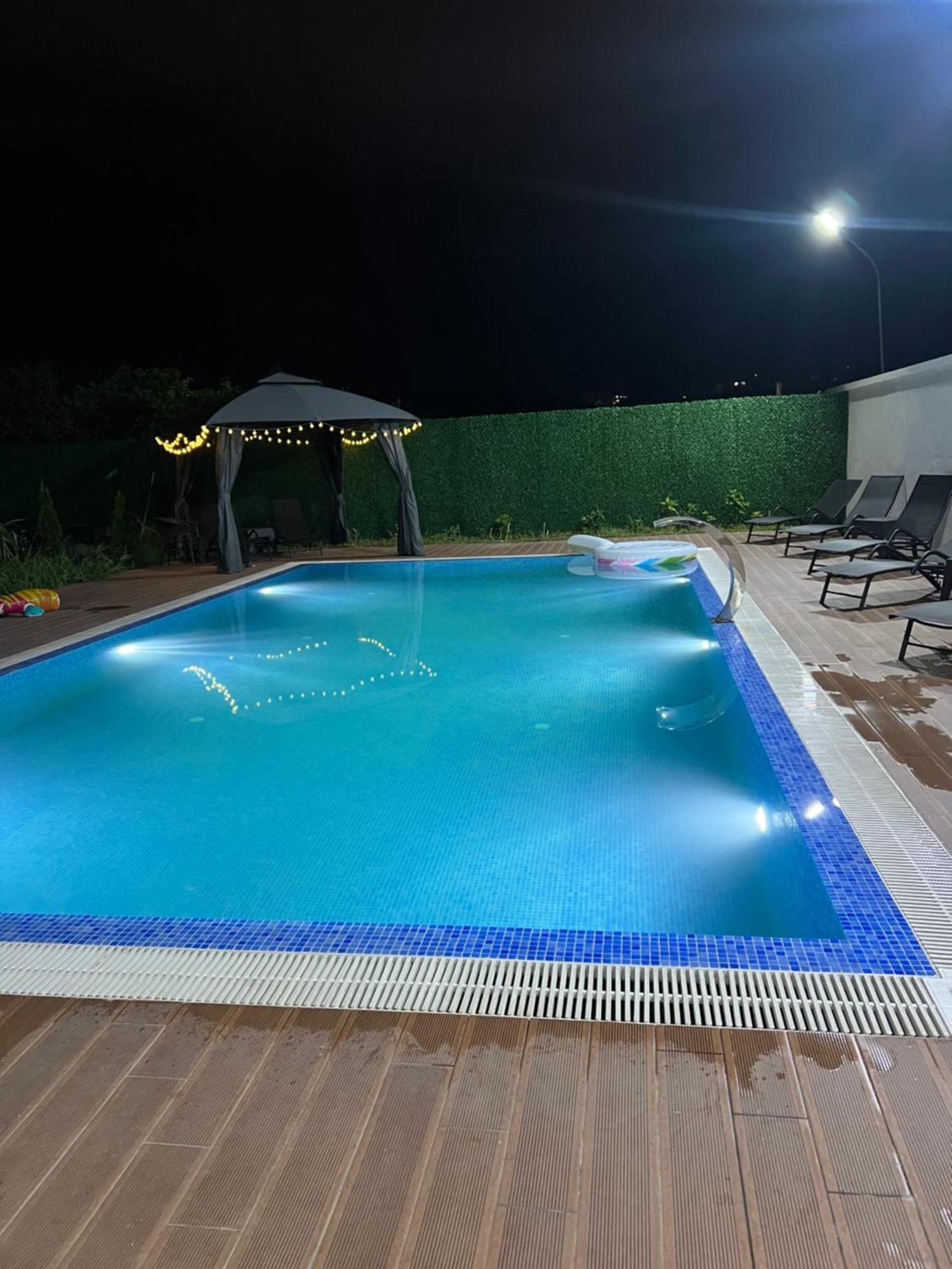 Villa Feel Georgia à Batoumi Extérieur photo